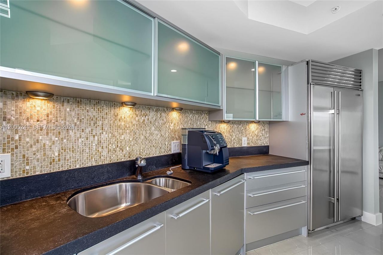 18201 Collins Ave , Unit 1701, Sunny Isles Beach, FL 33160 Photo