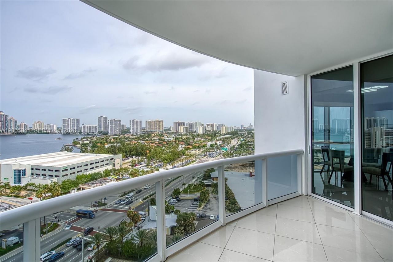 18201 Collins Ave , Unit 1701, Sunny Isles Beach, FL 33160 Photo
