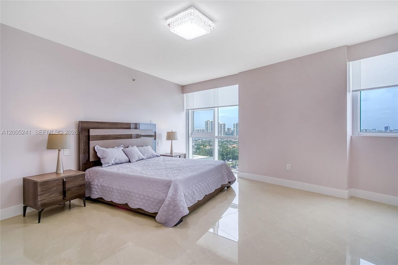 18201 Collins Ave , Unit 1701, Sunny Isles Beach, FL 33160 Photo