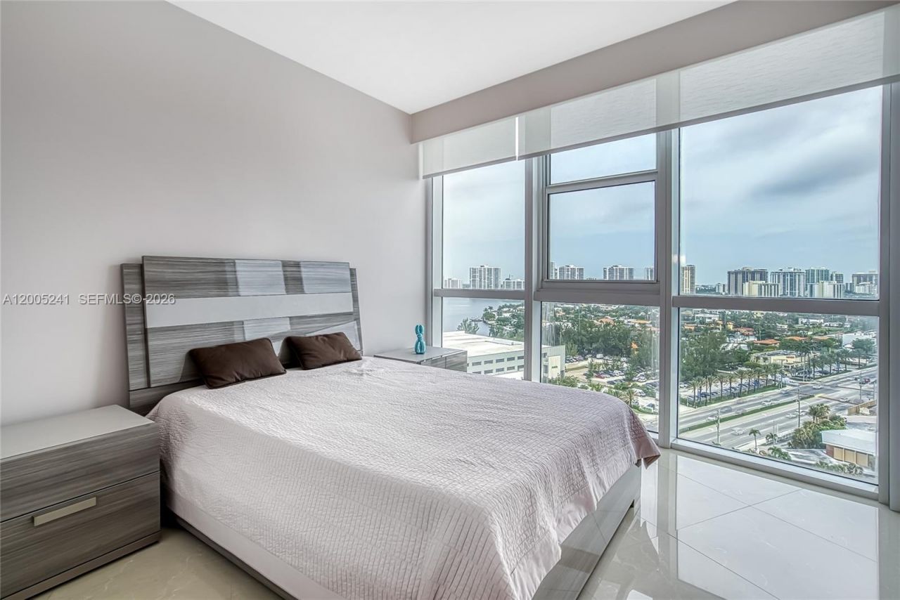 18201 Collins Ave , Unit 1701, Sunny Isles Beach, FL 33160 Photo