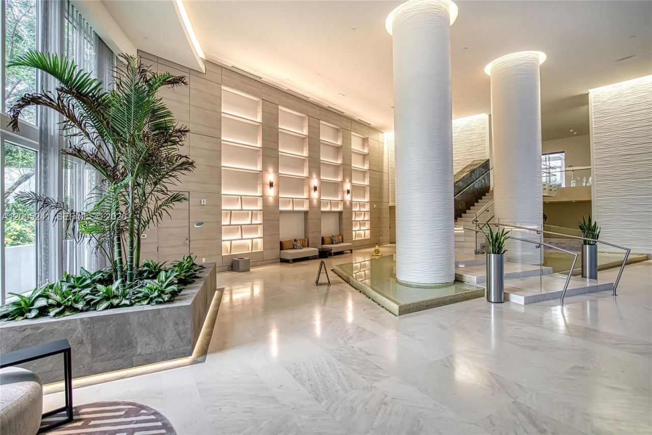 18201 Collins Ave , Unit 1701, Sunny Isles Beach, FL 33160 Photo