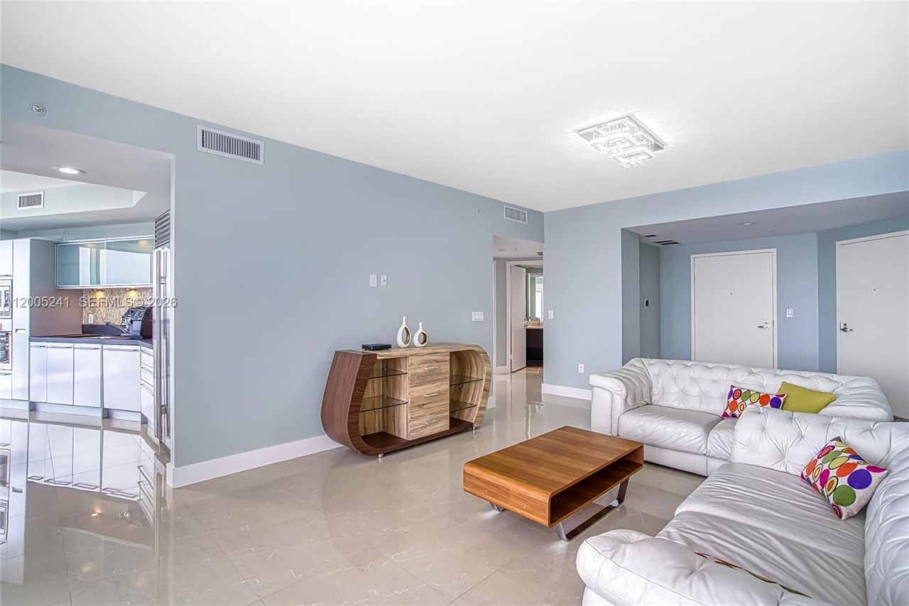18201 Collins Ave , Unit 1701, Sunny Isles Beach, FL 33160 Photo