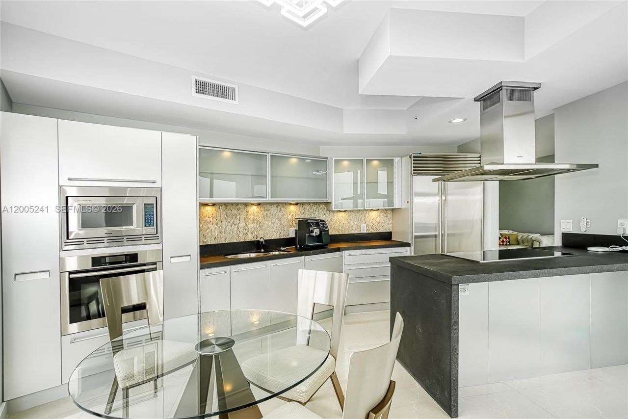 18201 Collins Ave , Unit 1701, Sunny Isles Beach, FL 33160 Photo