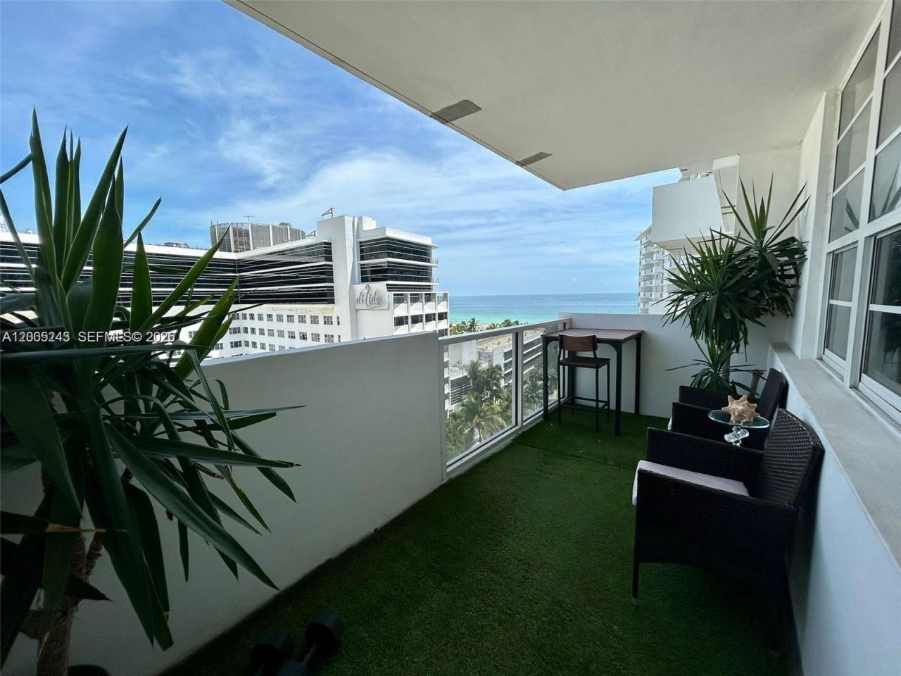 100 Lincoln Rd , Unit 1010, Miami Beach, FL 33139 Photo
