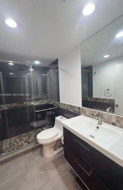 8019 Lake Dr, Unit 103, Doral, FL 33166 Photo