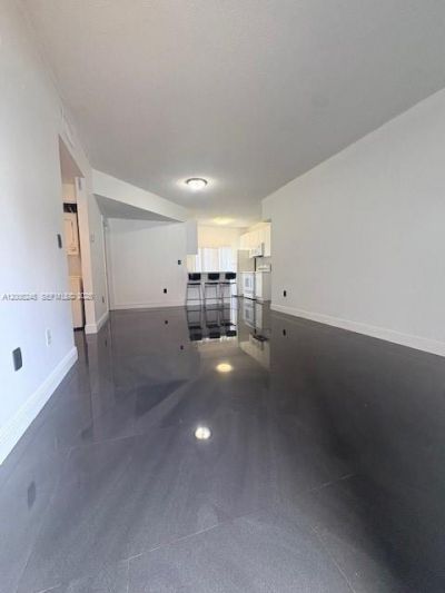 8019 Lake Dr, Unit 103, Doral, FL 33166 Photo