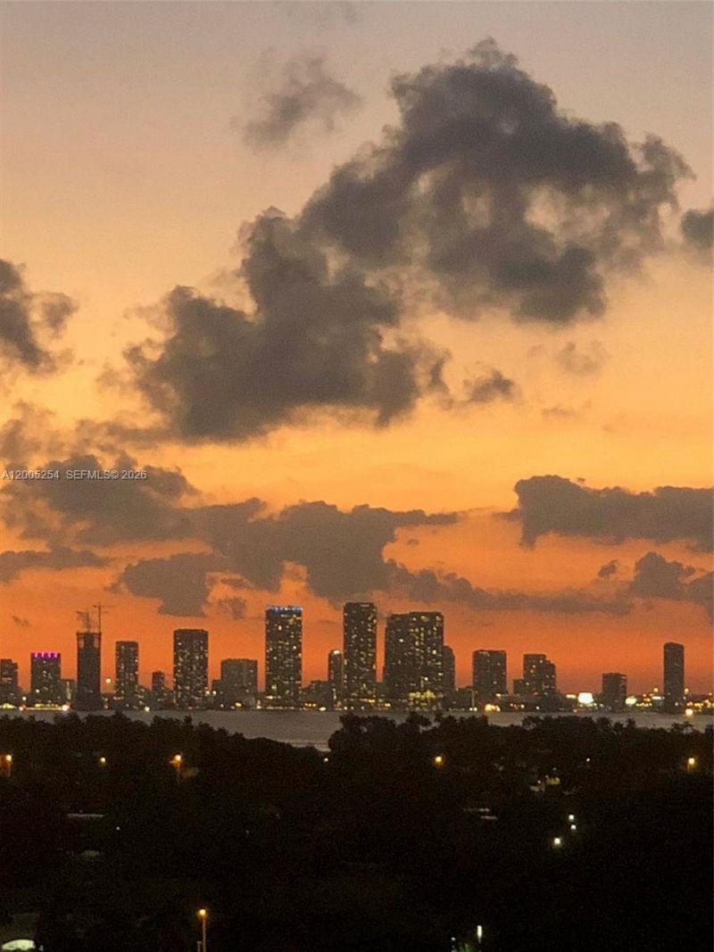 2625 Collins Ave, Unit 1508, Miami Beach, FL 33140 Photo