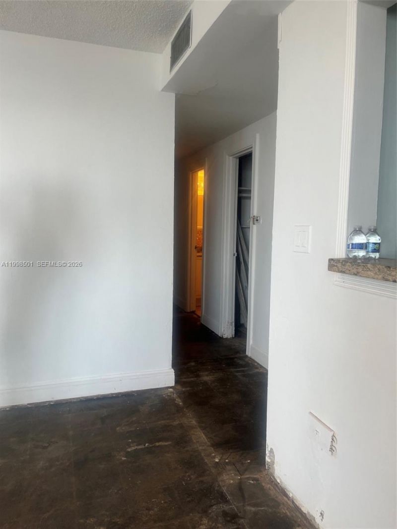 7545 E Treasure Dr, Unit 5H, North Bay Village, FL 33141 Photo