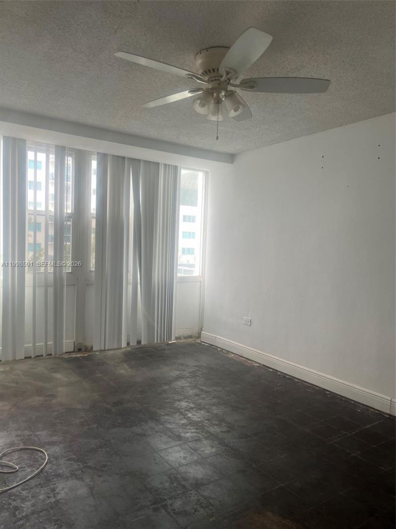 7545 E Treasure Dr, Unit 5H, North Bay Village, FL 33141 Photo