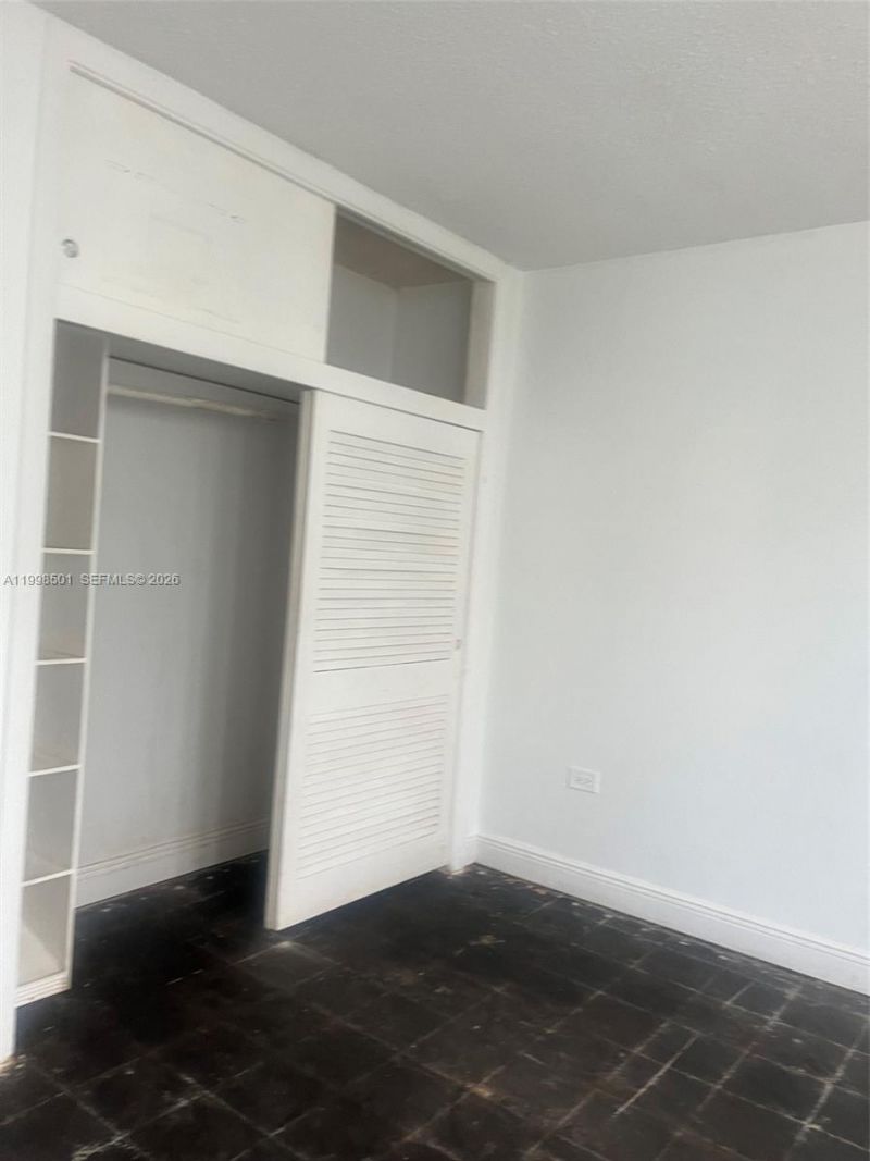 7545 E Treasure Dr, Unit 5H, North Bay Village, FL 33141 Photo