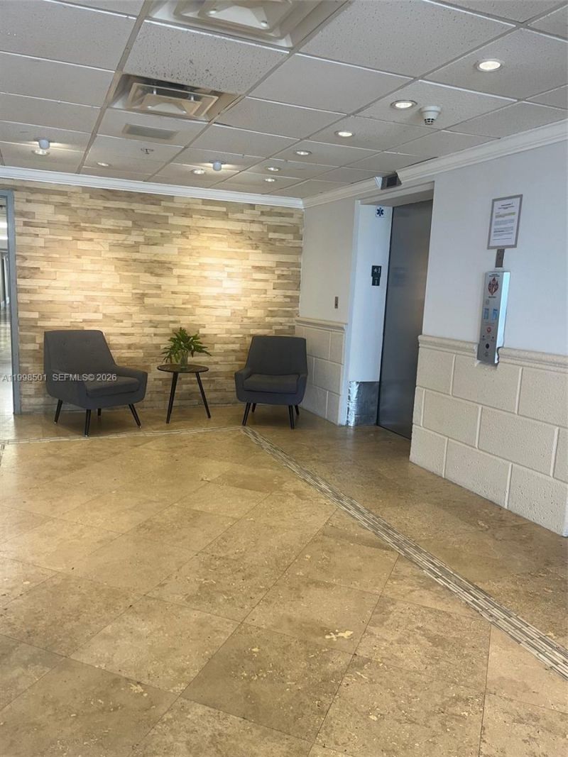 7545 E Treasure Dr, Unit 5H, North Bay Village, FL 33141 Photo