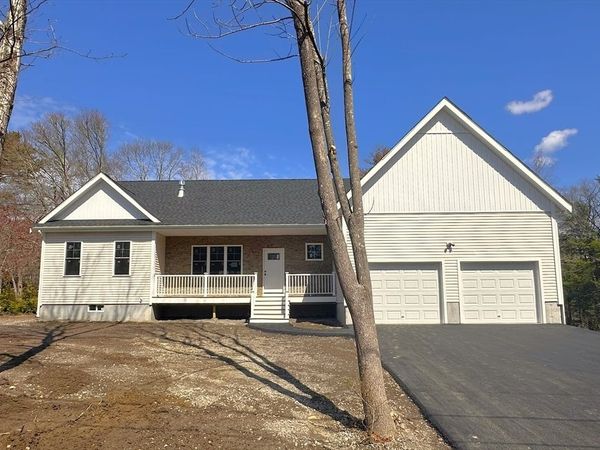 26 James Ave, Westport, MA 02790