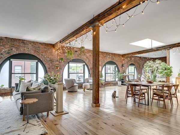 172-178 Green Street, Unit 12, Boston, MA 02130