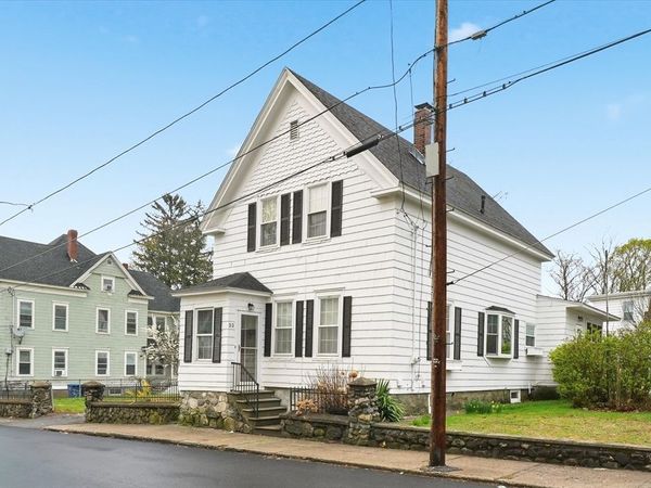 53 Kendall St, Lawrence, MA 01841