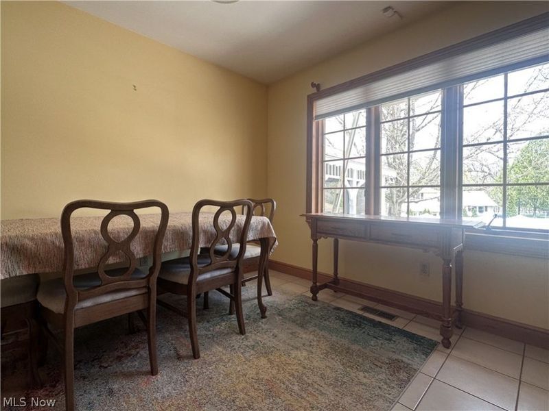 1011 Park Circle, Girard, OH 44420 Photo 10