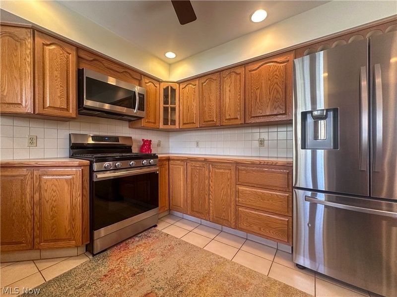 1011 Park Circle, Girard, OH 44420 Photo 14