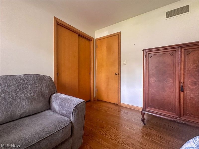 1011 Park Circle, Girard, OH 44420 Photo 25