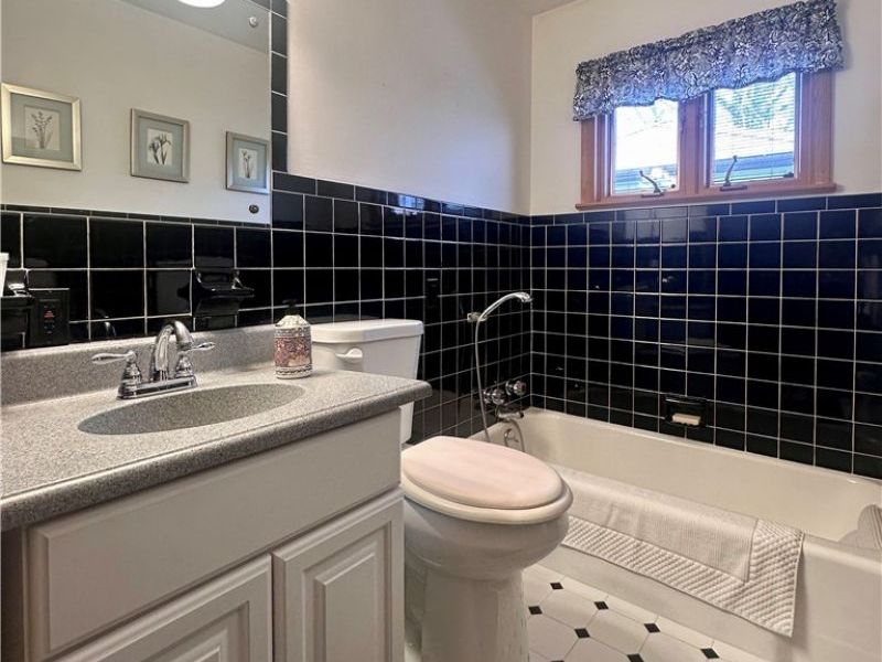 1011 Park Circle, Girard, OH 44420 Photo 26