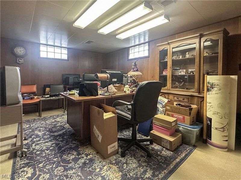 1011 Park Circle, Girard, OH 44420 Photo 29