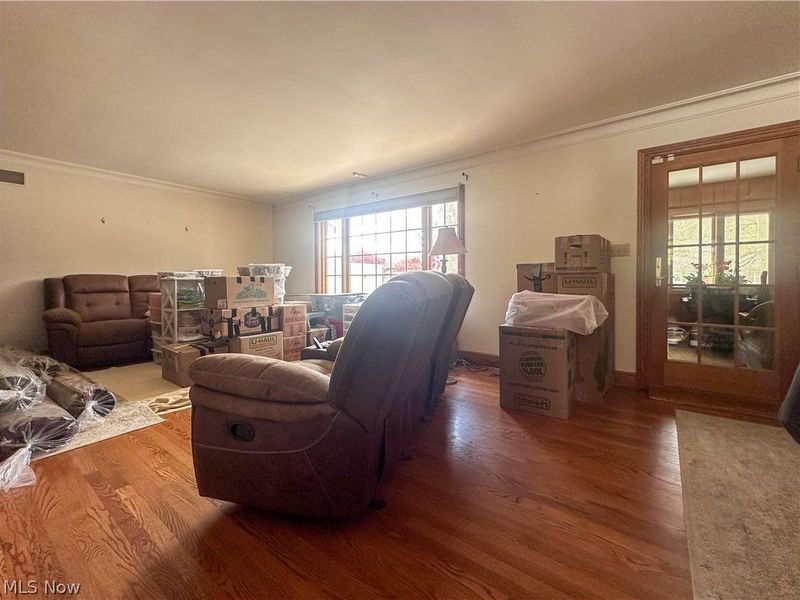 1011 Park Circle, Girard, OH 44420 Photo 4