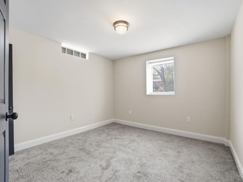3947 Odin Avenue, Cincinnati, OH 45213 Photo 29