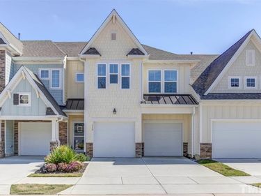 570 Metro Station, Apex, NC 27502