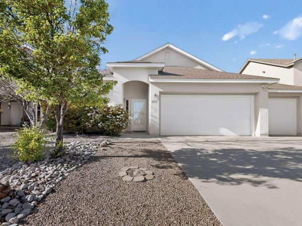 2135 N Ensenada Circle SE, Rio Rancho, NM 87124