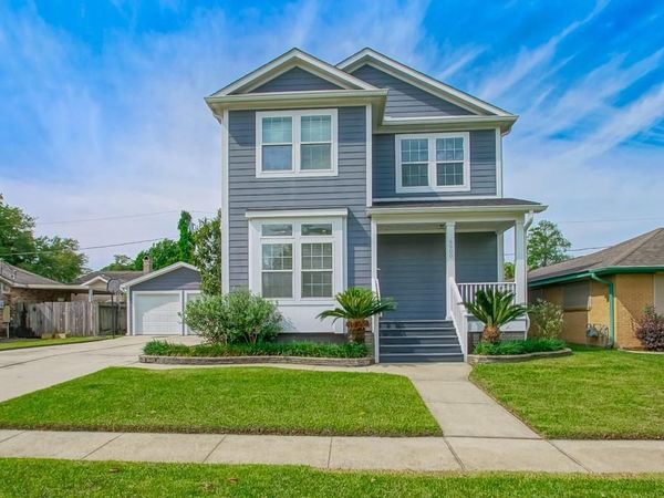 9900 MARTHA Lane , River Ridge, LA 70123