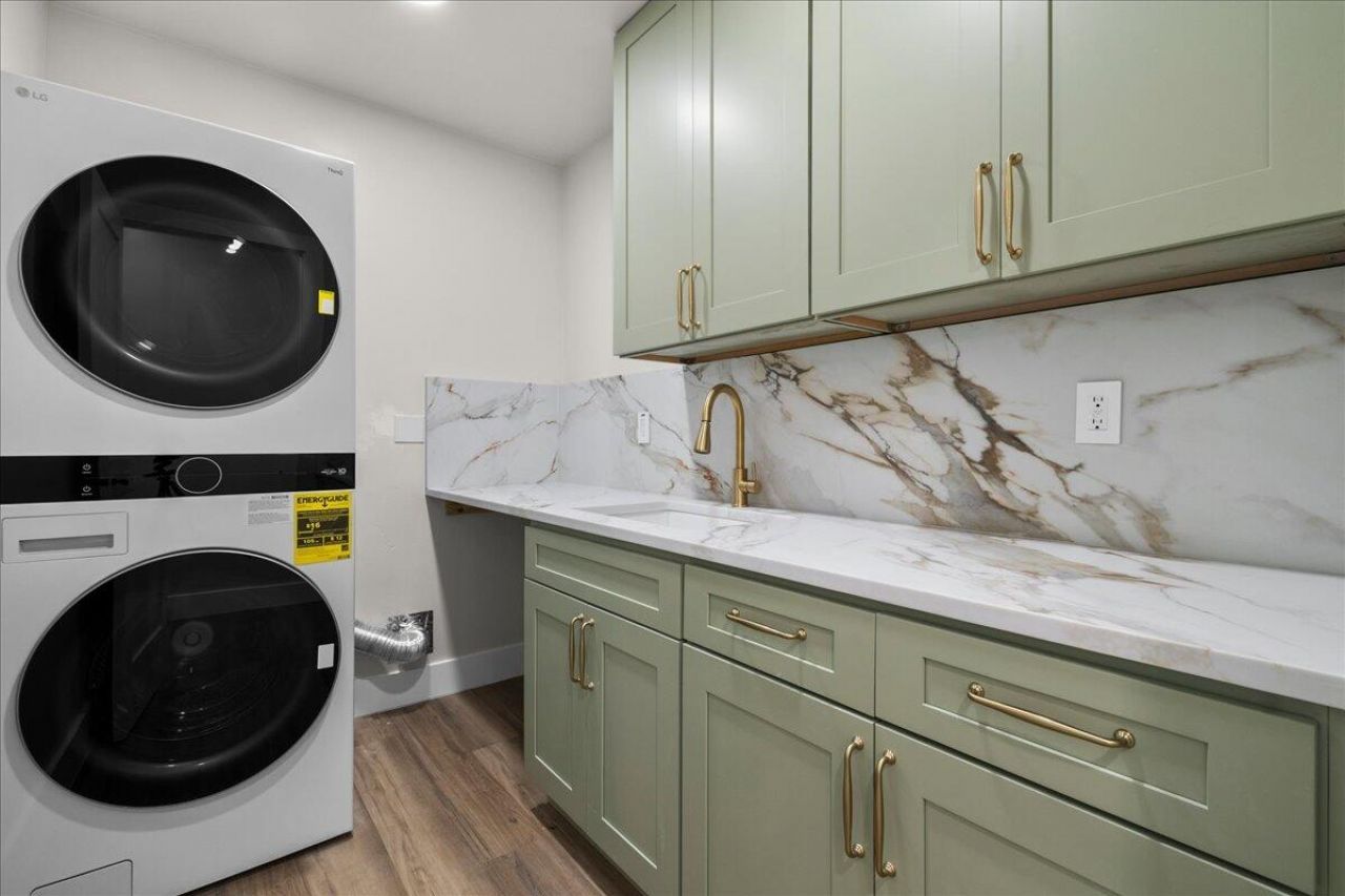 426 Bayberry Drive, West Palm Beach, FL 33403 Photo