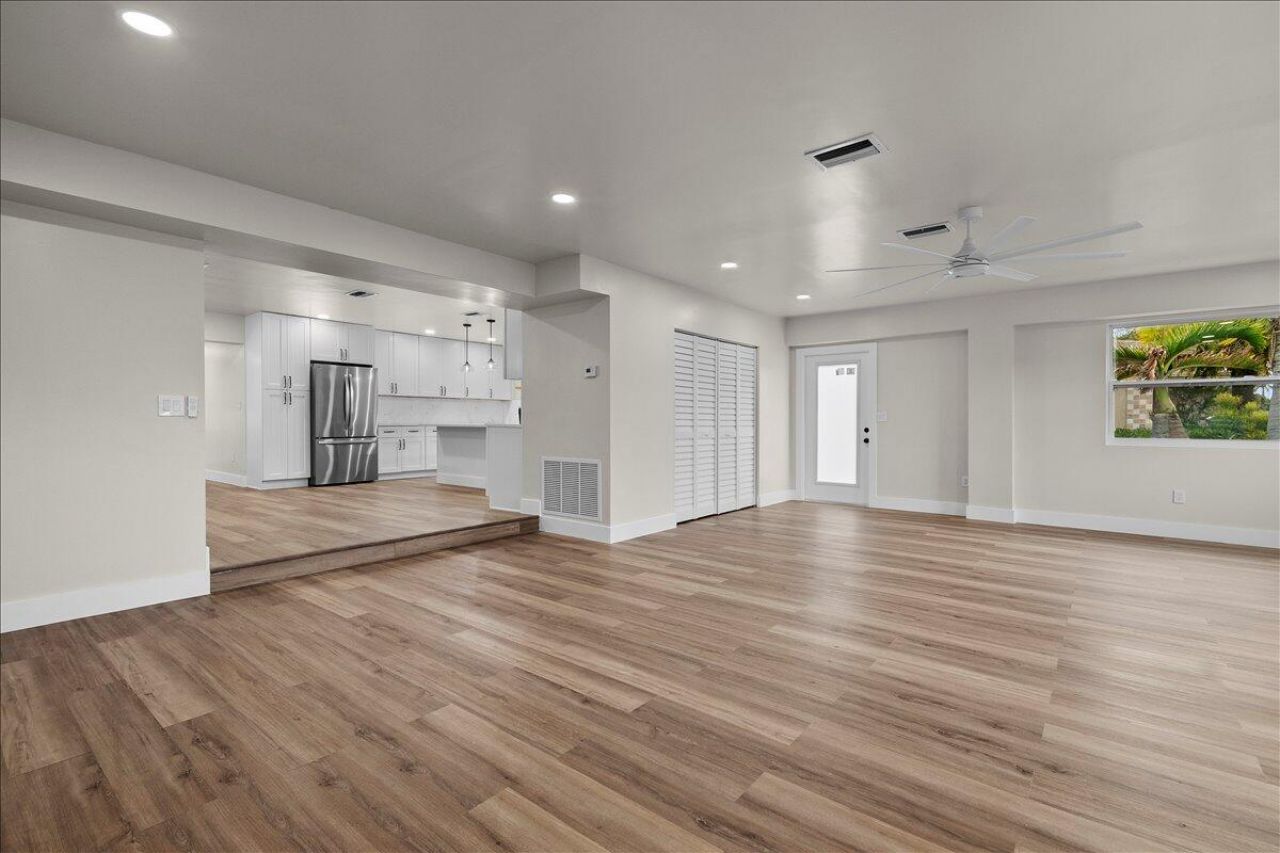 426 Bayberry Drive, West Palm Beach, FL 33403 Photo