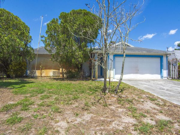 188 SW Milburn Circle, Port St. Lucie, FL 34953