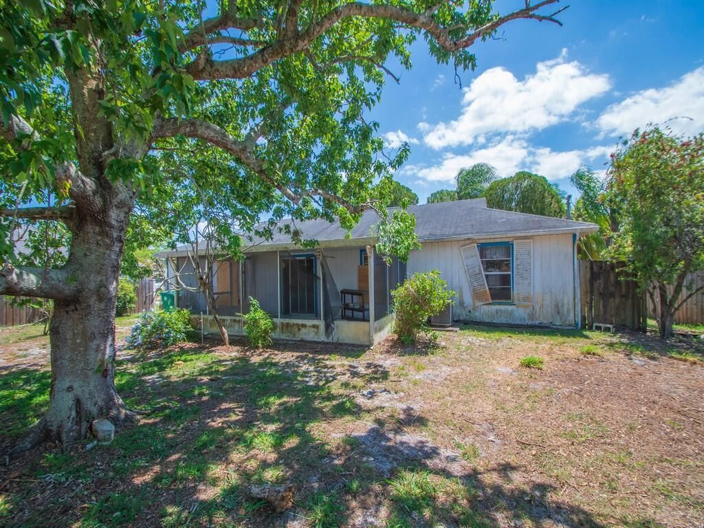 188 SW Milburn Circle, Port Saint Lucie, FL 34953 Photo