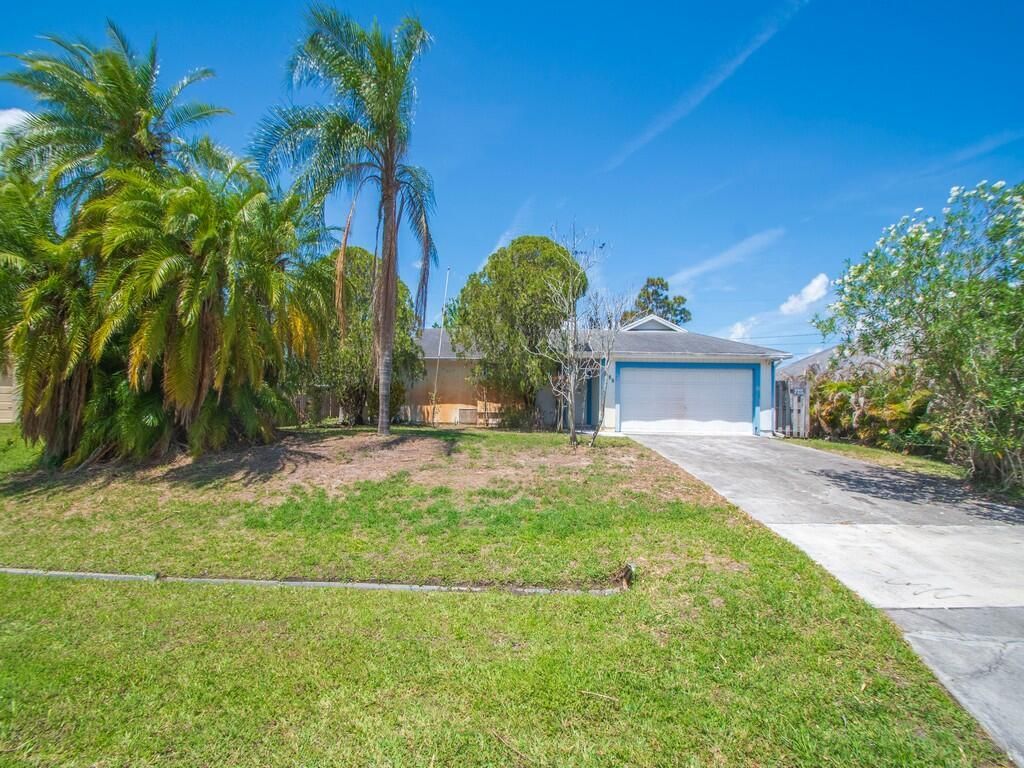 188 SW Milburn Circle, Port Saint Lucie, FL 34953 Photo