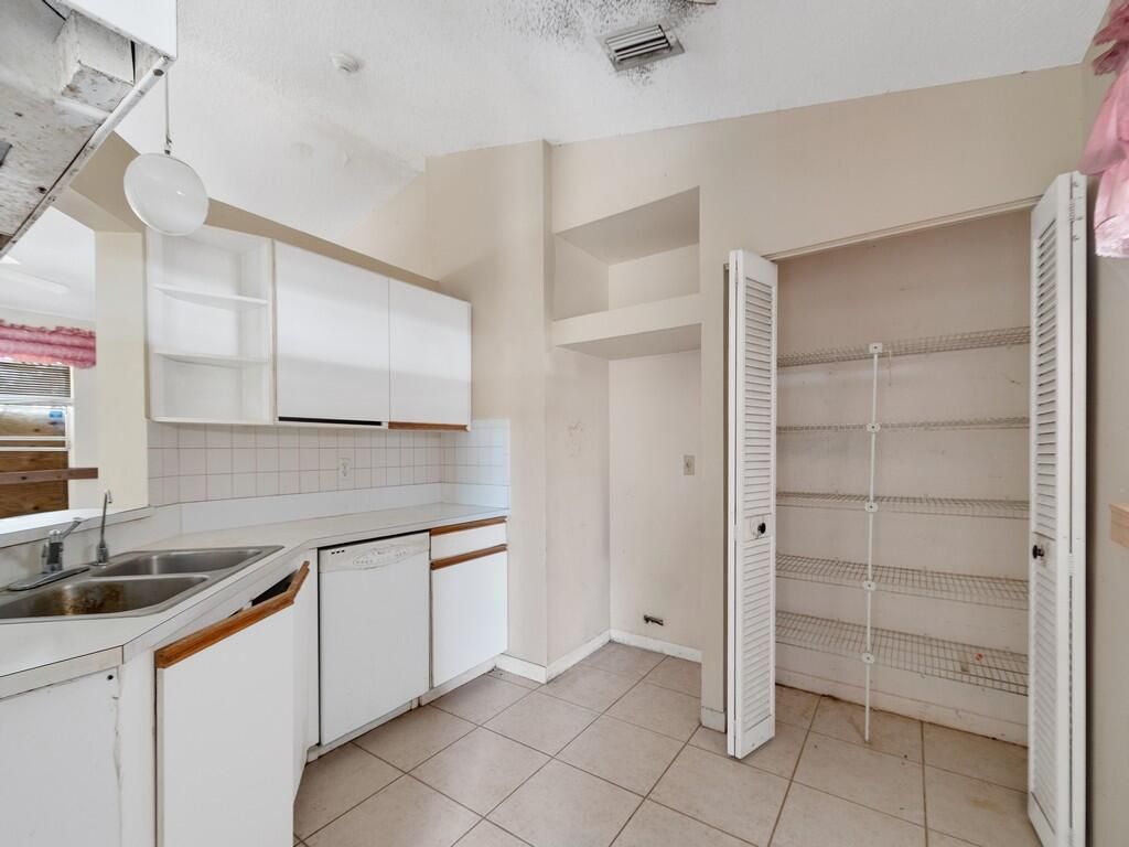188 SW Milburn Circle, Port Saint Lucie, FL 34953 Photo