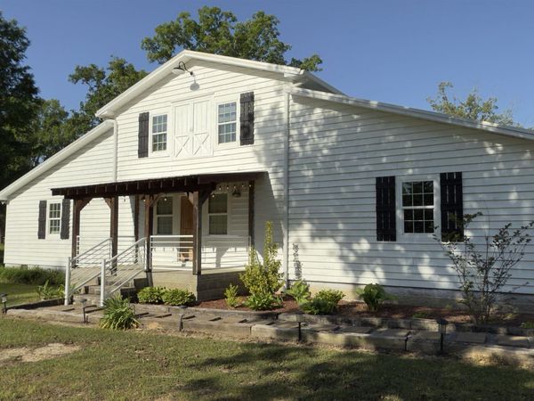 1505 Pleasant Valley Road, Rainbow City, AL 35906