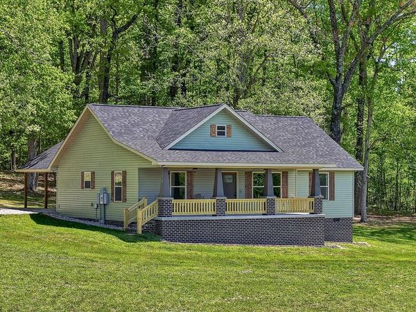 2110 Windle Community Rd, Cookeville, TN 38506