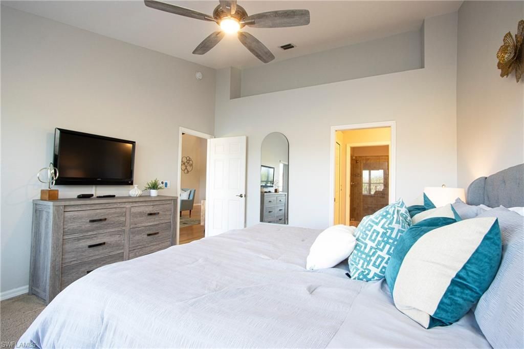 5705 Heron Ln, Unit 806, Naples, FL 34110 Photo