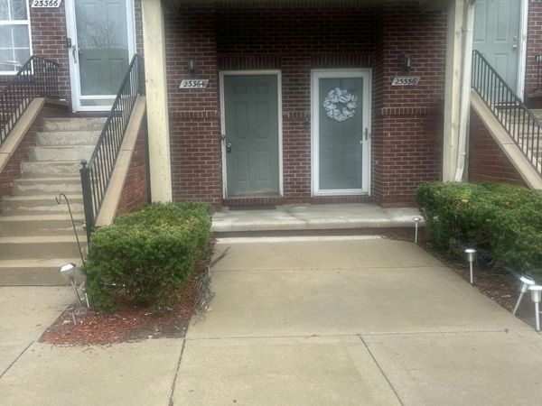 23364 Cornerstone Village Drive, Southfield, MI 48075