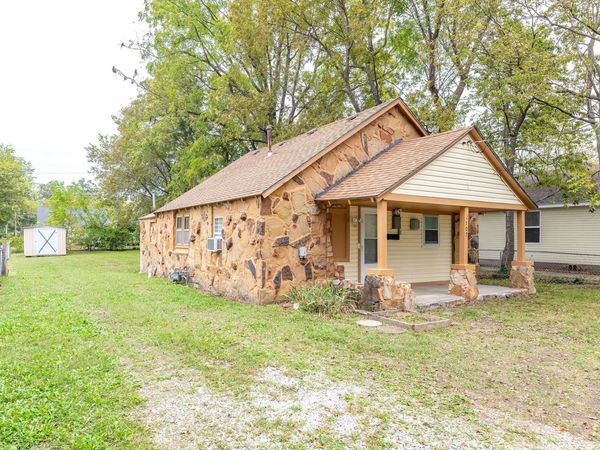 1707 W Hovey Street , Springfield, MO 65802