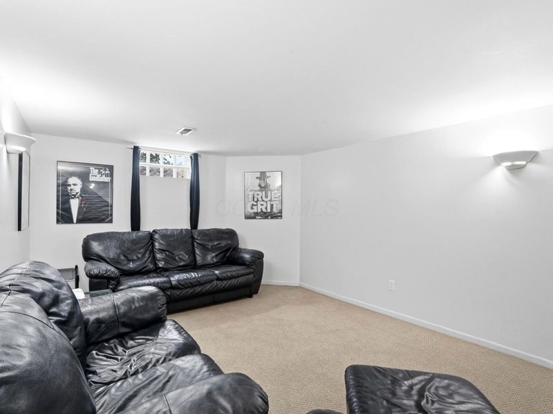 692 Harwick Street, Westerville, OH 43081 Photo 68
