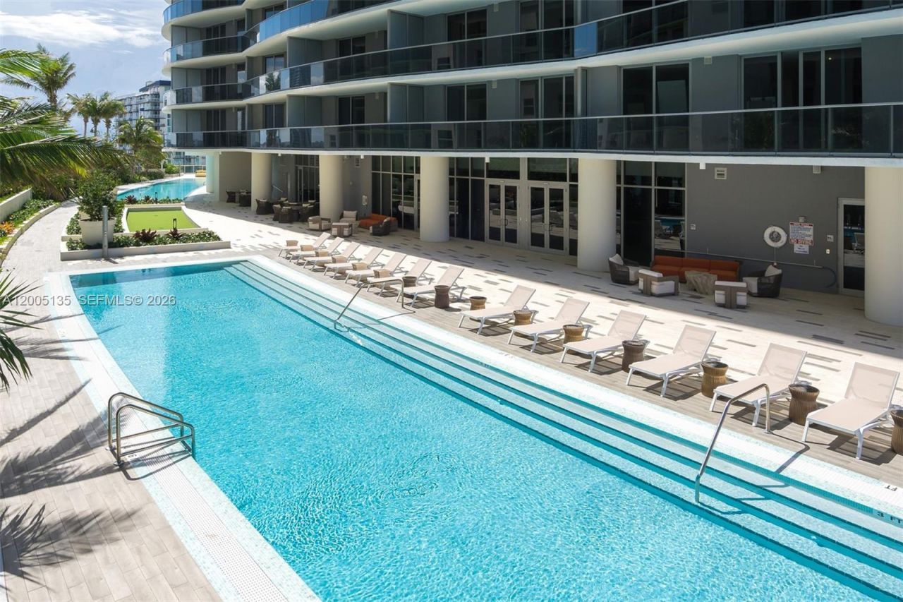 488 NE 18th St , Unit 3715, Miami, FL 33132 Photo