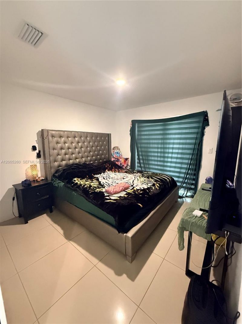 102 NW 10th Pl , Florida City, FL 33034 Photo