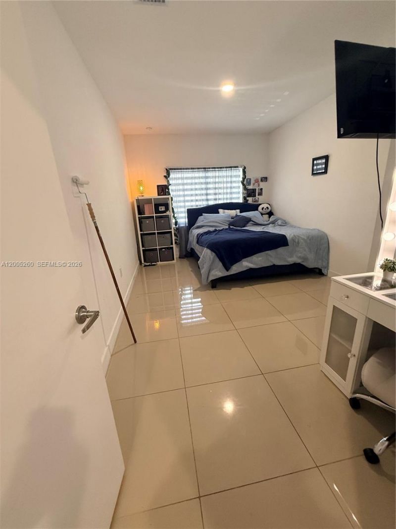 102 NW 10th Pl , Florida City, FL 33034 Photo