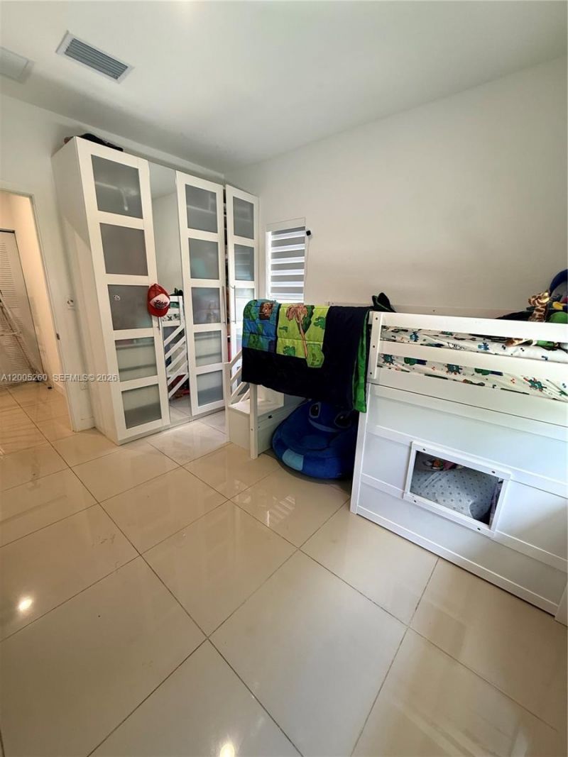 102 NW 10th Pl , Florida City, FL 33034 Photo