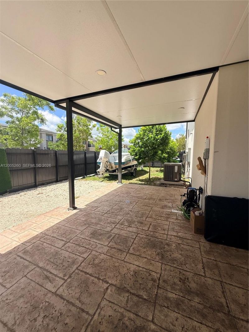 102 NW 10th Pl , Florida City, FL 33034 Photo