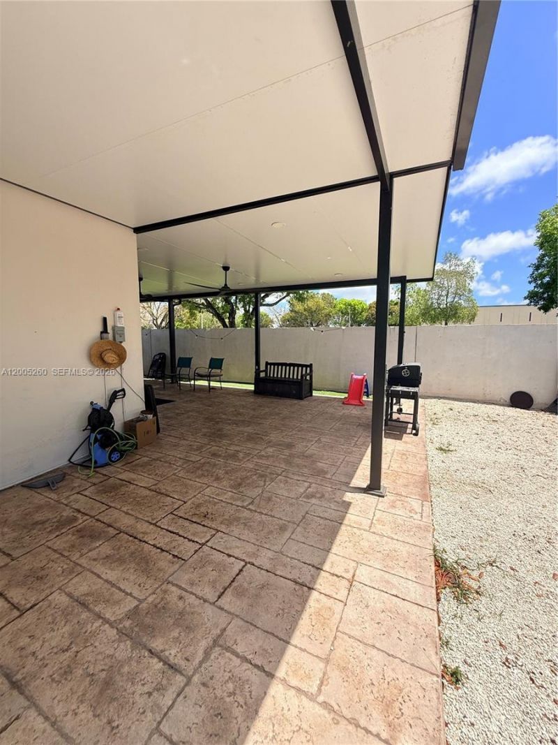 102 NW 10th Pl , Florida City, FL 33034 Photo