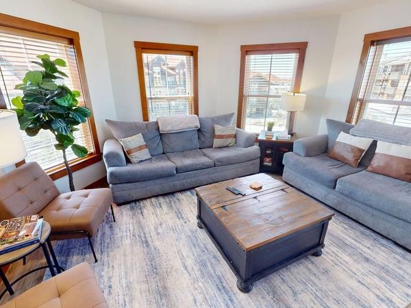 33 Allegheny Springs Ln, Snowshoe, WV 26209