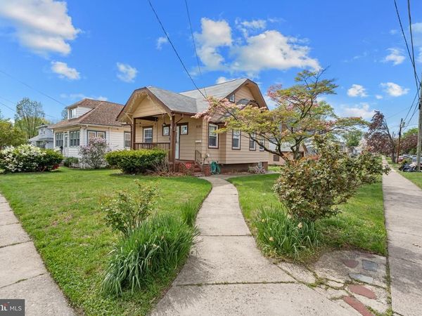 6121 WAYNE AVENUE , PENNSAUKEN, NJ 08110