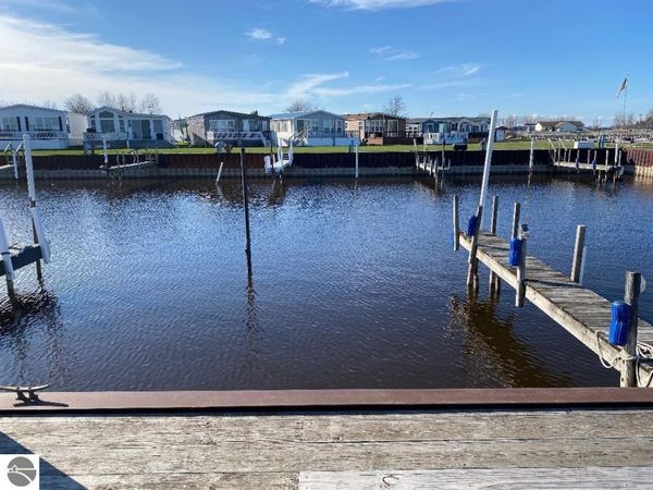 3676 Michigan Avenue E, Au Gres, MI 48703