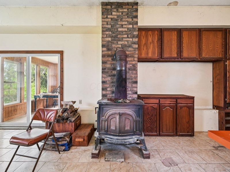 12459 Saylor Road NW, Baltimore, OH 43105 Photo 3